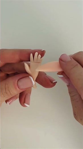 WATCH FULL VIDEO ☝️ Learn To Make Sugar Models #Fondanttutorial #cakedecorating #fondanttopper