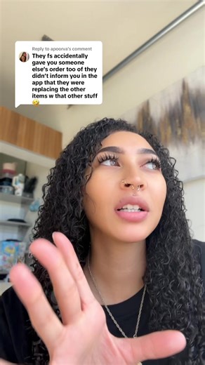 Replying to @apoorva he also was logging in the app the substitutions and what he refunded. However, when I got the notification asking if the the substitution was Okie, I would respond to him asking a question and he wouldn’t reply to any of the questions I had. So he wasn’t even present when doing the order and it seemed as if he was rushing it.