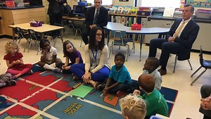 Mount Pleasant Elementary School teacher teaches students mindfulness