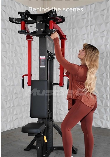 Capturing the details that define performance. Behind the scenes of the Muscle D Fitness Classic V2 photoshoot—where every angle showcases precision engineering, premium build quality, and the strength your gym can rely on. #MuscleDFitness #ClassicV2 #BehindTheScenes #GymEquipment #StrengthEquipment