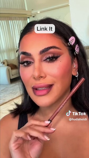 5 Steps to Perfect Juicy Lips | Lipcuffing Tutorial