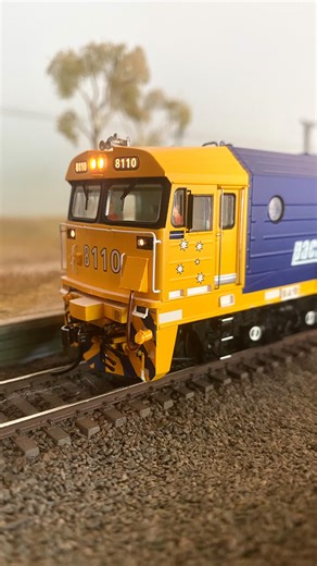 @sydney_modeller on Instagram: "The 81 fun continues ____________________________________________ #australianrailways #australiantrains #dcc #dccsound #diesel #diorama #freighttrain #hoscale #locomotive #miniature #modelbahn #modelisme #modeltrain #modeltrains #modelrailroad #modelrailway #modeltrainhobby #modeltrainlayout #scalemodel #scaletrains #scenery #train #trains #trainspotting #weathering"