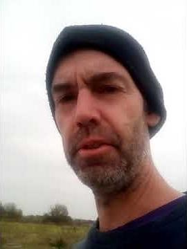 Tip for removing plastic film from polycarbonate