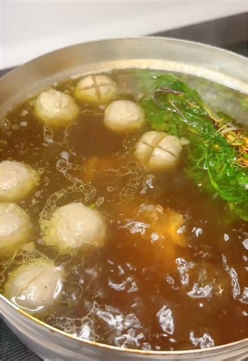 ນຳ້ຊຸບເຝີດູກຂ້າງງົວ