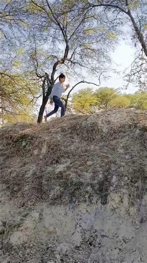 Hum tumhe chate hai #trending #reels #newharyanvisong #hindi #shortsviral 😔😂🤣