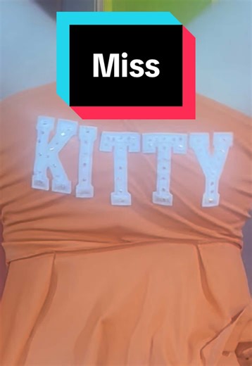 They call me Miss Kitty bc I’m so pretty 🥰💅🏽