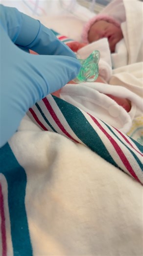 🩷🩵🩷 #AndreaHeeren #reborndeluxe #rebornbaby #newbornbaby #puppe #preemie #micropreemie #frühchen | Andrea Heeren reborn Deluxe Rebornbaby Künstlerpuppen