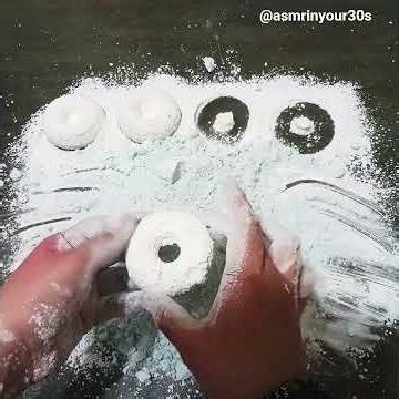 Donuts and cornstarch 🍩🌽 #chalkasmr #asmr