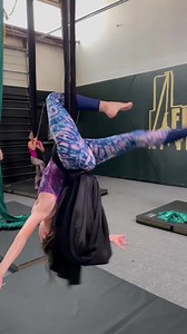 13 comments | New 5 and 6 y/o Aerial Silk class For this super cute...