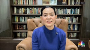 Meet Somruedee Chaimongkol, CEO of Banpu Public Company and strategic partner of UOB. She shares how the company is transforming into a fully integrated energy provider with a “Greener & Smarter” strategy that has seen the company investing almost US$2 billion into green energy since 2015. This video is part of ‘Managing Asia: Sustainable Future’, a four-part CNBC editorial series sponsored by UOB. © 2021 CNBC, all rights reserved, used with permission. #SustainableFutureWithUOB | UOB