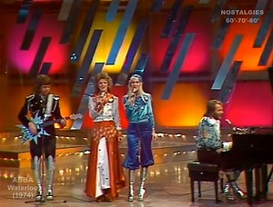 181K views · 4.1K reactions | 70's... "Waterloo" : chanson gagnante du concours Eurovision... C'était en 1974 et le groupe ABBA avait été choisi pour représenter la Suède. Agnetha Fältskog, la chanteuse blonde du groupe, fête aujourd'hui ses 74 ans. Happy birthday, Agnetha! #AgnethaFältskog #ABBA #Eurovision | Nostalgies 60'-70'-80' | Facebook