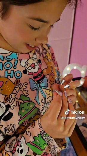 Uñas Postizas para Niñas: Tutorial Creativo en Casa
