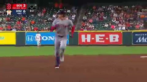 Right handed pitcher ✅️Hung breaking ball ✅️Low leverage ✅️The Platoon Empire had everything he needed to succeed!