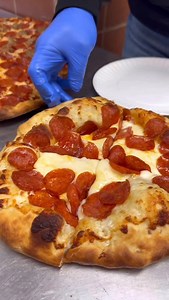 102K views · 4.4K reactions | The happiest, most soulful, and downright comforting food for the truly cheese-obsessed! Cheese Lava Pie is layer after layer — mozzarella, feta, provolone & Parmesan packed inside the crust, loaded on top, and finished with that signature Burattino crunch 燎 #CheeseLavaPie #FourCheeseDream #CrunchBabyCrunch #CaliforniaPizzaStandard #BurattinoPizza #CheesePull #PizzaAddict | Burattino Brick Oven Pizza | Facebook