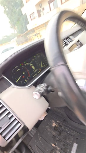 محافظة اللاذقية 0982574785 RANGE ROFER 2016 فل وصف مسكر ديزل وارد كوري عداد ١٣٠ الف KM حصرن جديد بشحمو | احمد العلي كردي