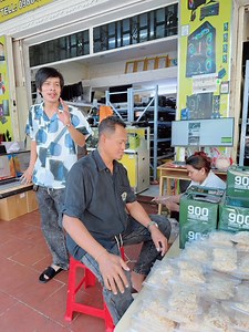 4.4K reactions · 179 shares | 580$ MacBook Pro ឆ្នំា2019 16inch 4k...