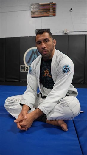 Matt Arroyo | Jiu Jitsu Tips on Instagram: "White belt secret to destroy other white belts! #jiujitsu #jiujitsutips #martialarts #combatsports #bjj"