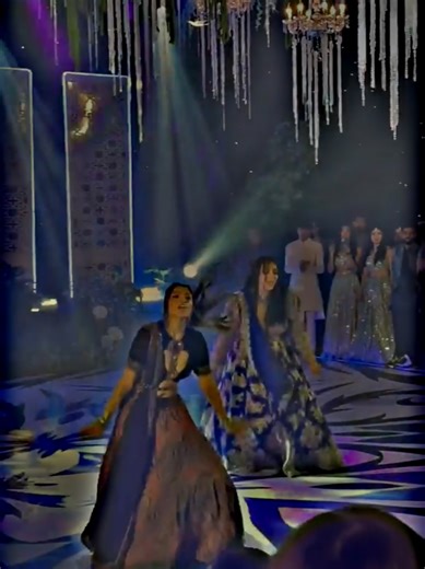 Stunning Mehndi Dance Ideas for Your Wedding