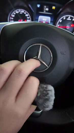 2016 Mercedes‑Benz C200 review — 2.0L turbo, 135 kW, refined cabin