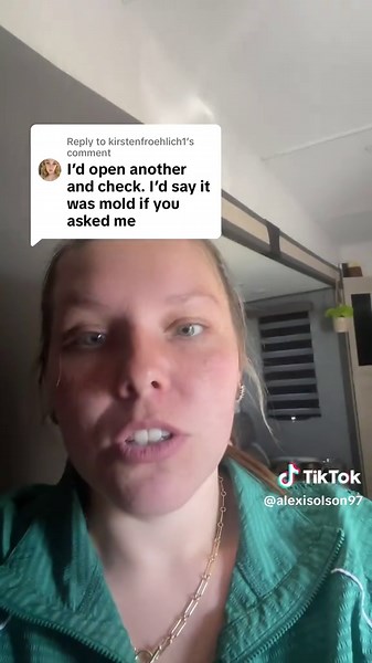 Unboxing Built Puff: Is It Mold or Spice?