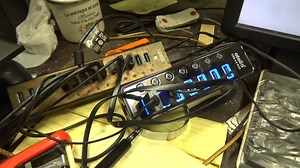 USB ハブ:アンカー１２ポートが故障？ atolla（ｱﾄﾗ） USB 3.0 Hub 7ポートに交換しました。