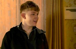 ‘Coronation Street’ Spoiler: Max Turner Steps Foot In The Cobbles Once Again