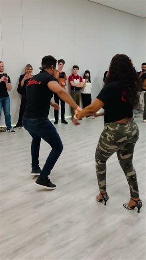 It’s time to dance Salsa!