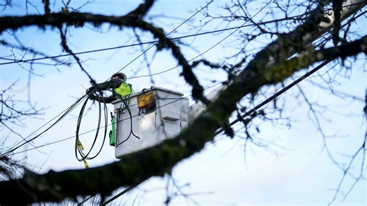 22 Oregon rivers and creeks under flood warning as rivers rise