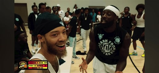 I watched this whole Skoob & Fredo Shit Unfold Months Ago.. The Nigga Fredo Got Big Headed Like He Top 5 He Not Even The Best Out BMore .. this one of the days that led up to all the shit we seen on OFF THE DRIBBLE them BMore boys be in Skoob dick #UncleSkoob #ballislife #1v1basketball #offthedribble #skoob fredo vs Uncle Skoob