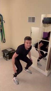 Squat | Functional Leg Strength Anywhere