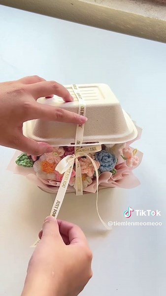 Handmade Crochet Flower Gift Box Ideas | Món quà siu dễ thương