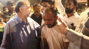 MLA Sanjay Upadhyay यांची Borivali west station वर मध्यरात्री अचानक ‘नायक’ स्टाईल Raid | Mumbai BJP | Public Viewpoint