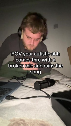 Struggles with a Broken Mic: A Musical Journey