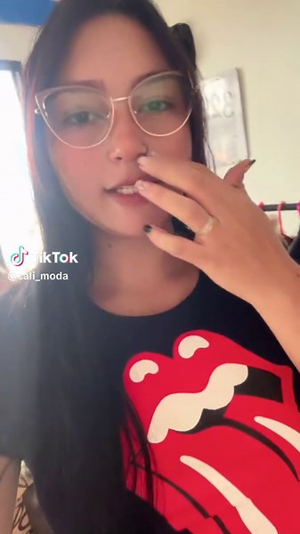 Emprendimiento de moda sostenible #modafeminina #sostenibilidad #roperofamiliar #roperosmodernos #calimoda #martuchis❤️😘 #ropafesegundamano