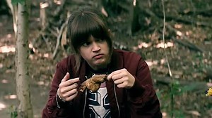 谁都不怕的韦恩，竟然害怕给女友买卫生棉条，转了三家店才敢买！