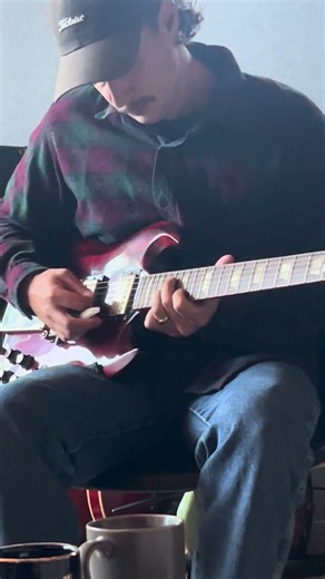 new music?? ❤️‍🔥 #studio #guitar #newmusic