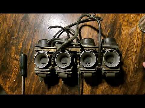 1994 Suzuki GSXR 750 carburetor teardown. Can they be saved?