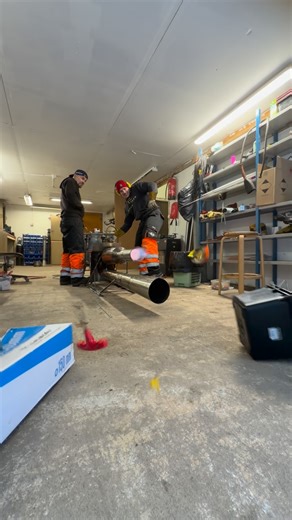 JetPower Everything | Do not start a pulse jet inside a garage. I repeat – do not start a pulse jet inside a garage 🤣🤣🤣 #pulsejet #diyproject #valvelesspulsejet | Instagram