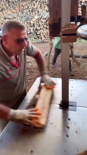 Firewood process #woodworking #wood