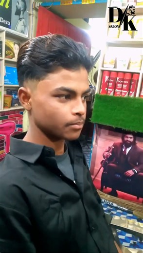 Middle Fade Hairstyle 💇 #daily #hairstyle #shorts #trending #subscribe