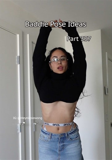 Creative Pose Ideas for Awkward Picture Moments