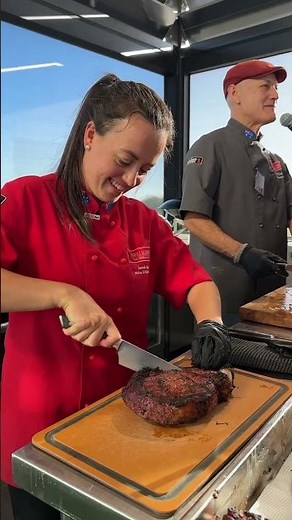 Enjoy the flavours of the Weber Grill Academy Australia