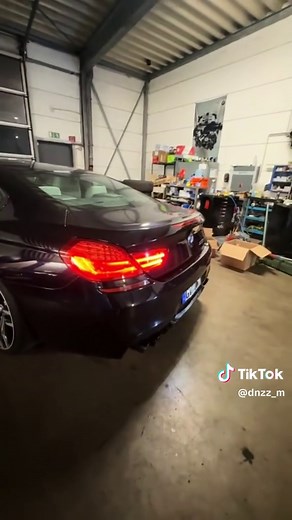 Stunning BMW 650i M6 Stock V8 Sound Experience