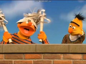 Sesame Street: Bert And Ernie- Bert's Newspaper