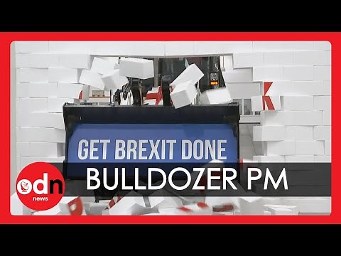 'Get Brexit Done!': Boris Johnson Smashes JCB Tractor Through ‘Gridlock’ Wall