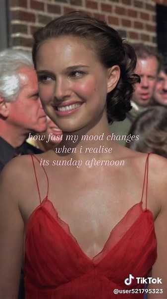 #sunday #girlblogger #relatable #natalieportman #weekend | sunday