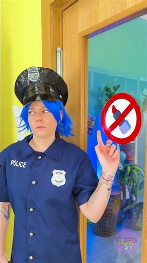 Painting my Toe Nails With Lipstick so They Don't Find it! 💄 #shorts