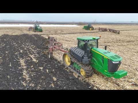 Four John Deere RT Series Tractors Plowing in Illinois