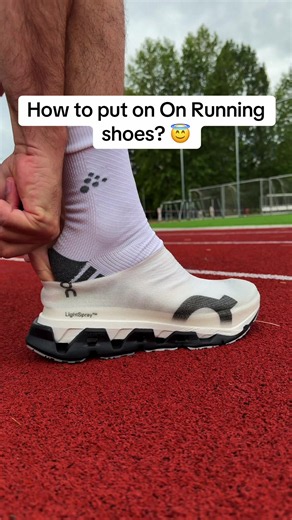 How to put on On Running shoes? 🙏#onrunning #run #howto #top4running