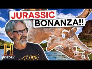 PRICELESS Dinosaur Fossils Uncovered in Boneyard | American Pickers (S12)
